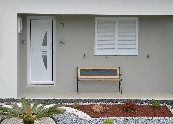 Resilience House 펜션